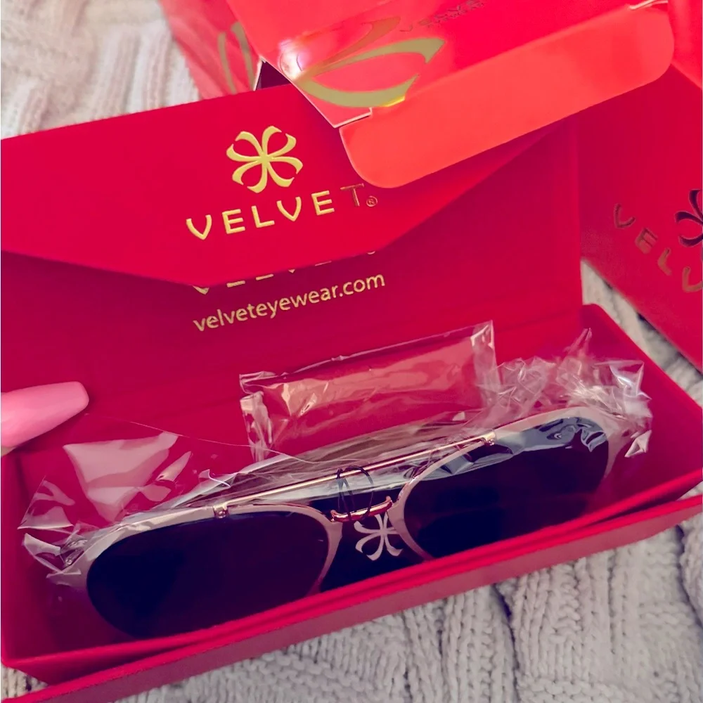 Velvet Mauve and Gold Aviator Sunglasses
